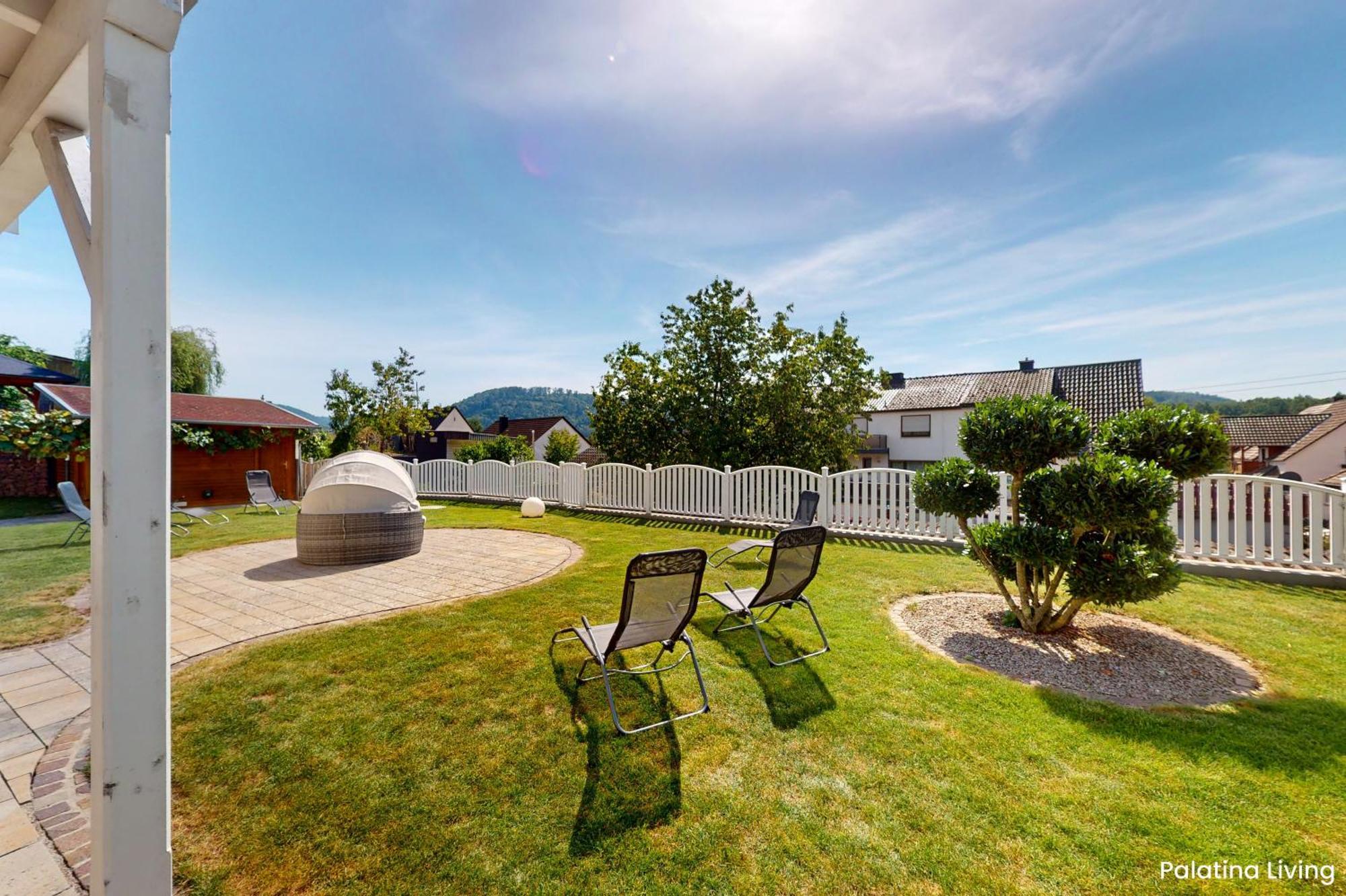 Palatina Living Apartment Fischbach Exterior photo